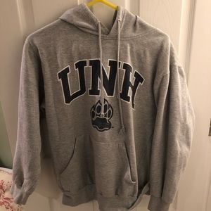 UNH gray hoodie
